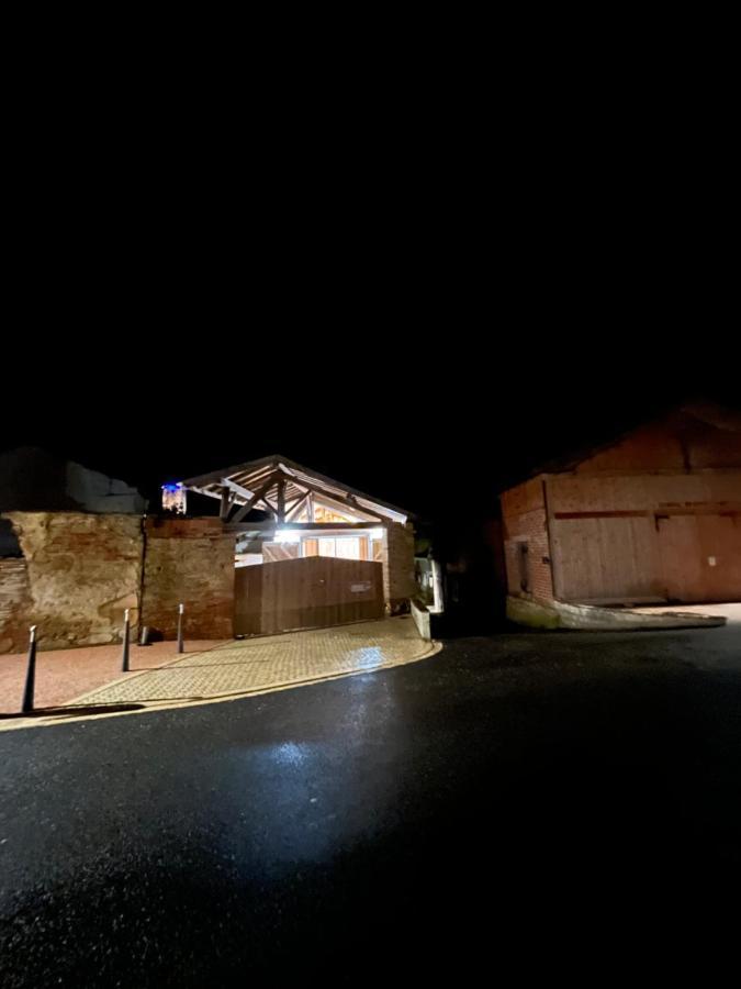 Gite Le Jardin Secret Et Gite Au Temps Suspendu Montpezat  Exteriör bild