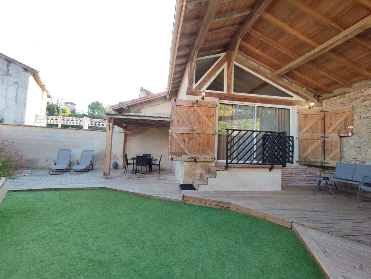 Gite Le Jardin Secret Et Gite Au Temps Suspendu Montpezat  Exteriör bild