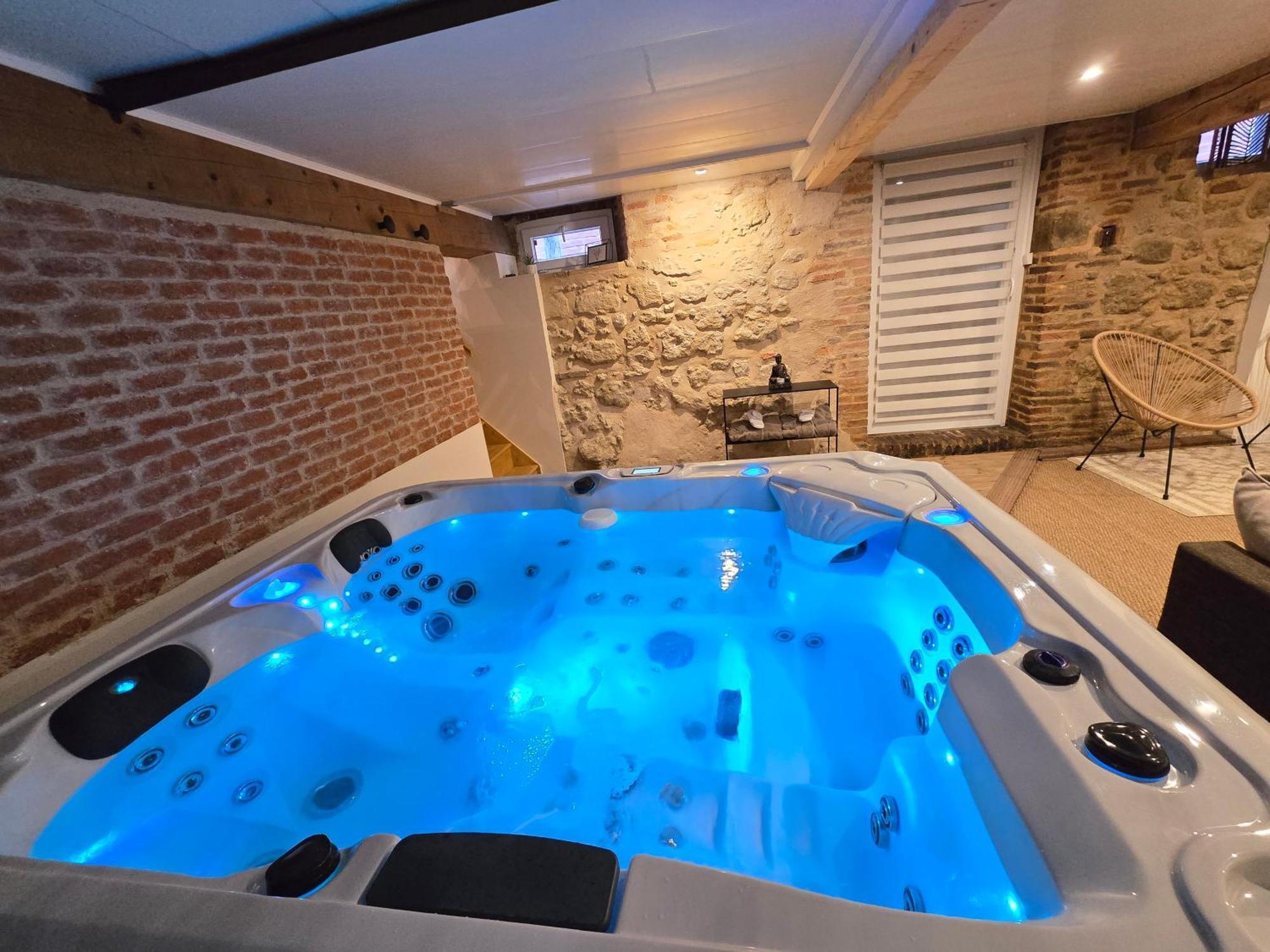 Gite Le Jardin Secret Et Gite Au Temps Suspendu Montpezat  Exteriör bild